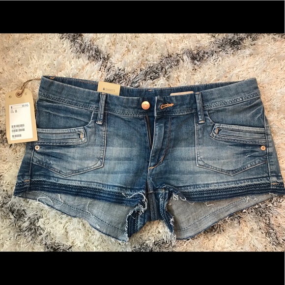 Never Worn H&M Shorts! - Picture 3 of 4